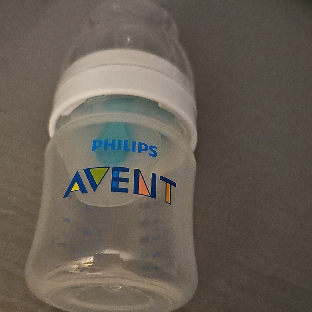 Nwot Avent Bottle 4 Fl Oz Airfree Anti Colic